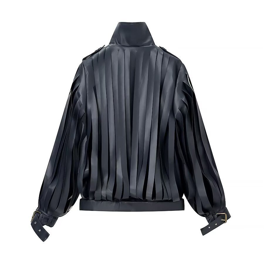 Veste de navigation brillante pour femmes avec des détails frangés et une ceinture pratique Chic & Stil