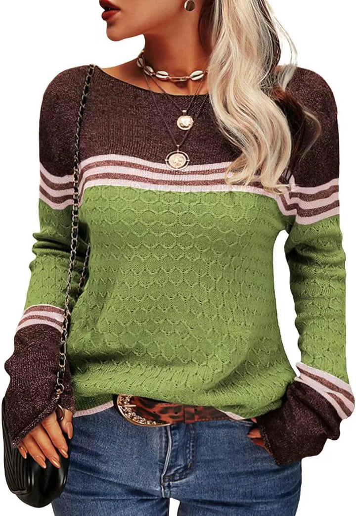 Pull tricoté décontracté pour femmes avec des blocs de couleur contrastants et une texture unique Chic & Stil