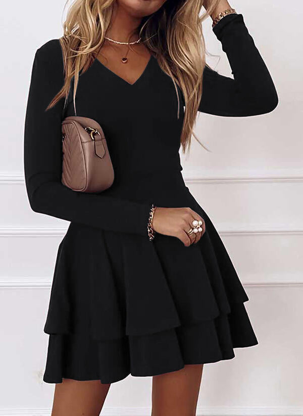 Ladies Casual V-Neck Mini Dress with Voluminous Ruffle Hem Chic Und Stil