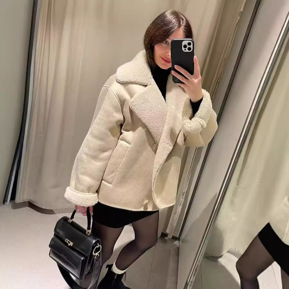 Veste confortable pour femmes avec col en fausse fourrure Chic & Stil