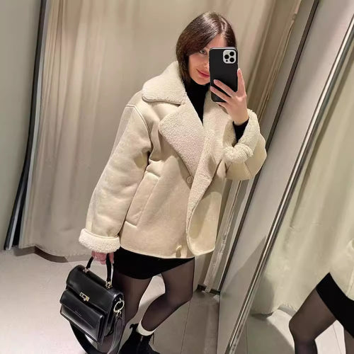 Veste confortable pour femmes avec col en fausse fourrure Chic & Stil