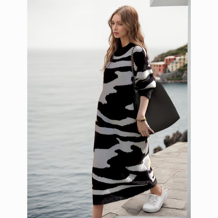 Women chunky knit sweater with graphic pattern Lune London