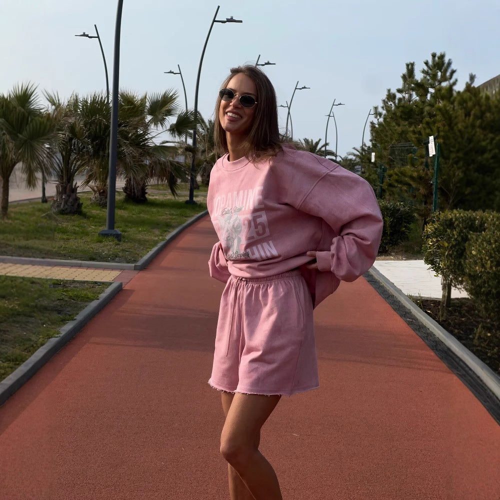 Casual women's sweatshirt with a creative logo design and a comfortable fit Lune London