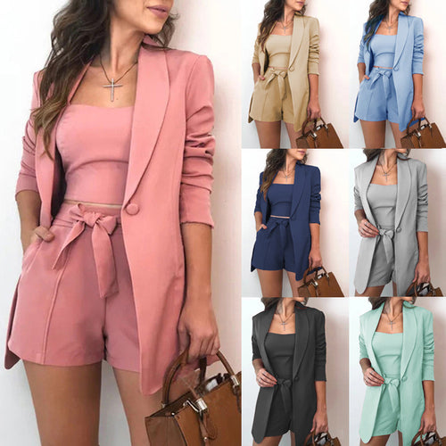 Elegant jacket for ladies with shorts and belt waist Amarae