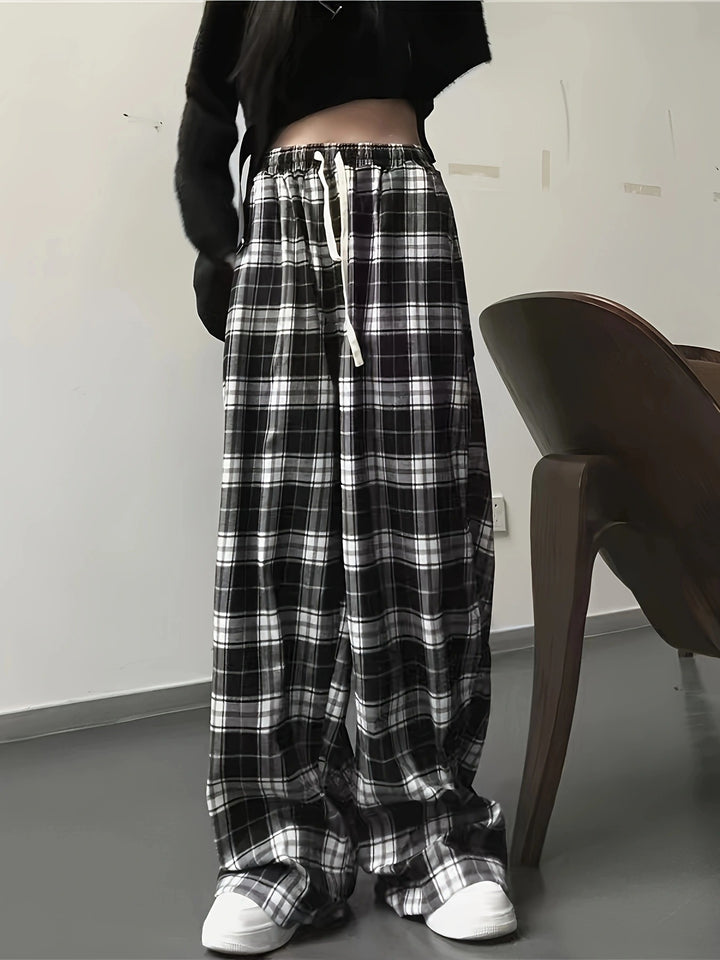 Wide plaid trousers for women with elastic waistband and tie belt Lune London