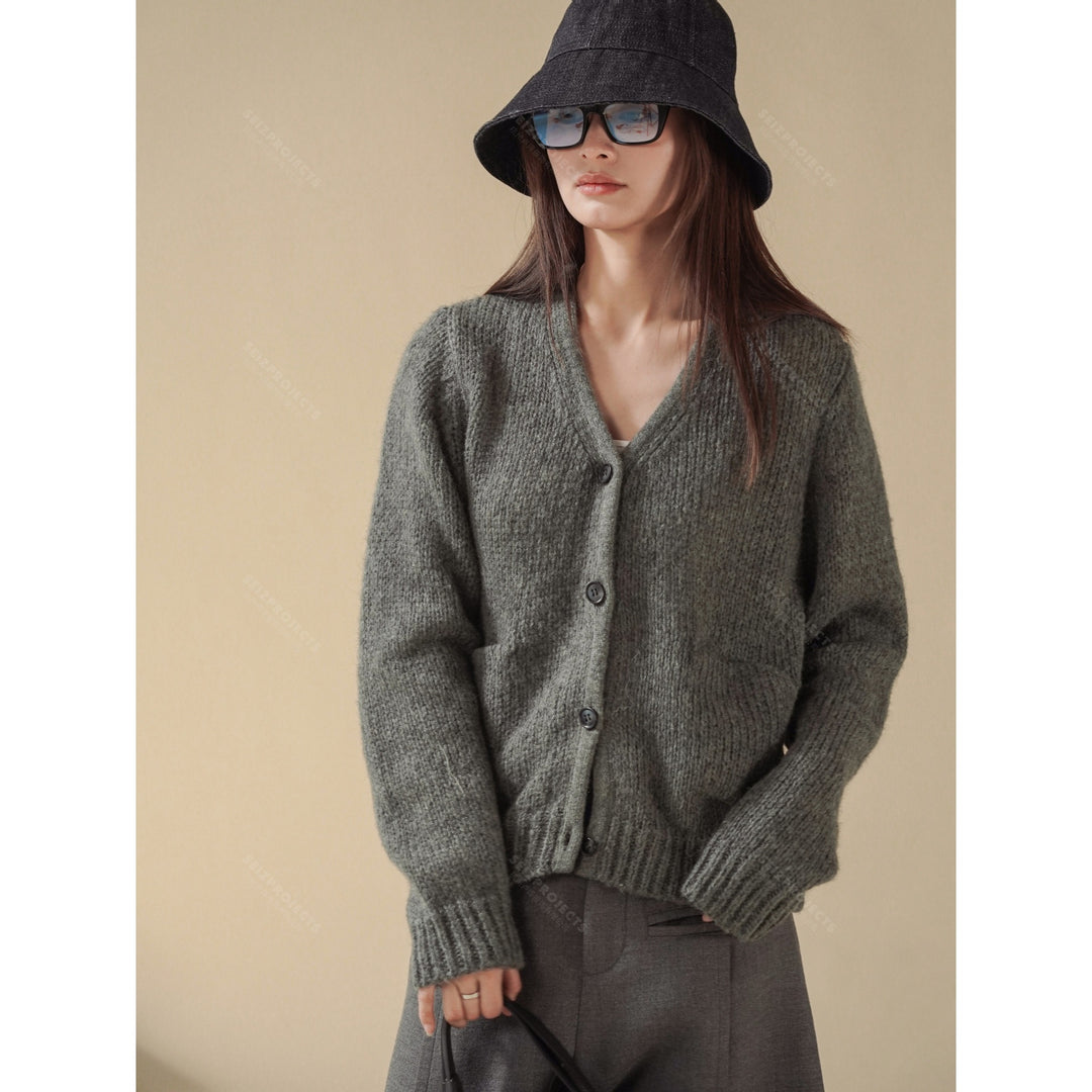Women's Cozy Chunky Knit Cardigan in Alpaca-Look with V-Neck and Button Placket Amarae