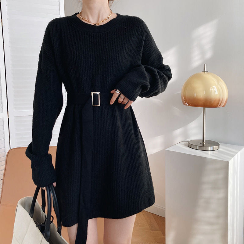 Pull en maille à la mode pour femmes avec ceinture Chic & Stil