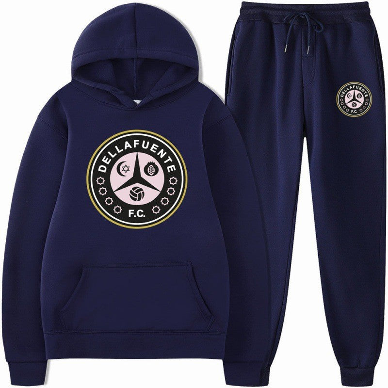 Women's tracksuit with sporty logo and comfortable fit Chic & Stil