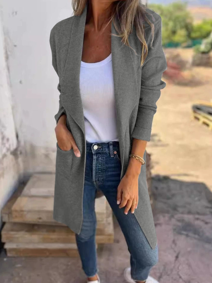 Elegant transitional jacket for women with a practical notched collar and large pockets Lune London