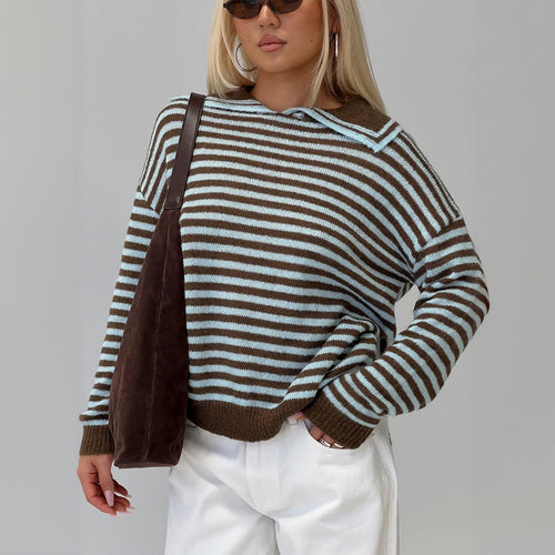 Striped hoodie for ladies with casual fit and soft material Amarae