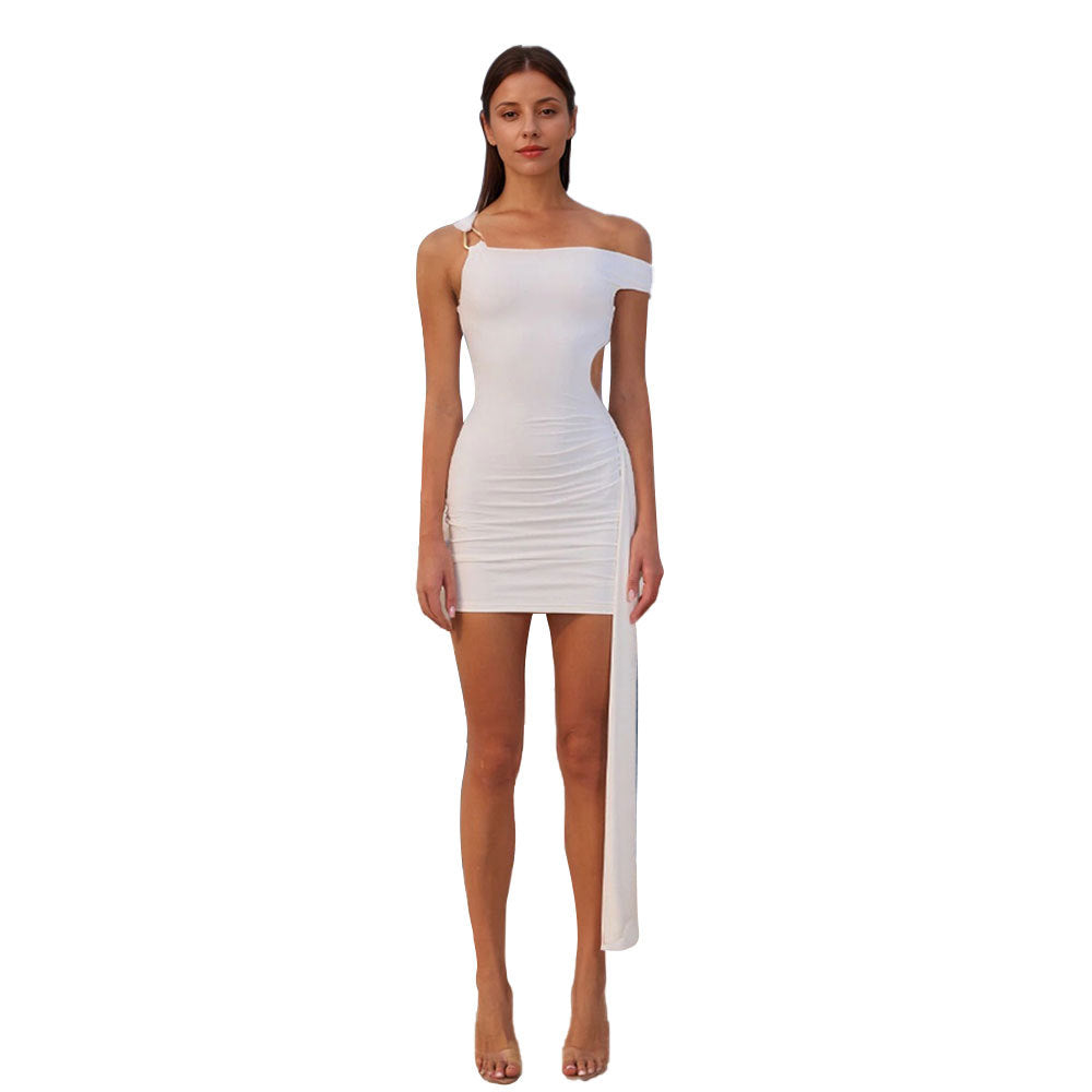 Robe mini femme avec coupe asymétrique et détails de volants élégants Chic & Stil
