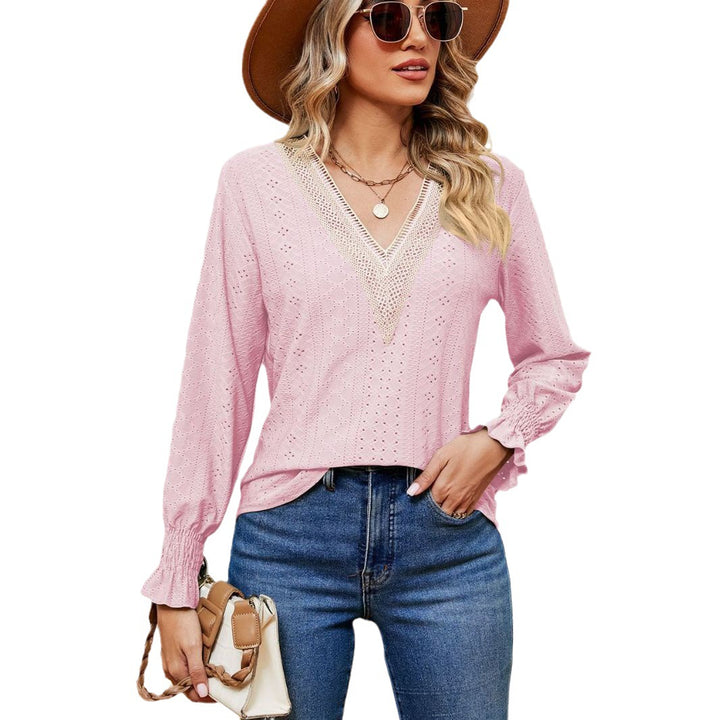 Ladies' blouse with airy embroidery and V-neck Lune London