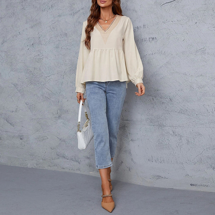 Women's blouse with embellished sleeves and lace Chic & Stil