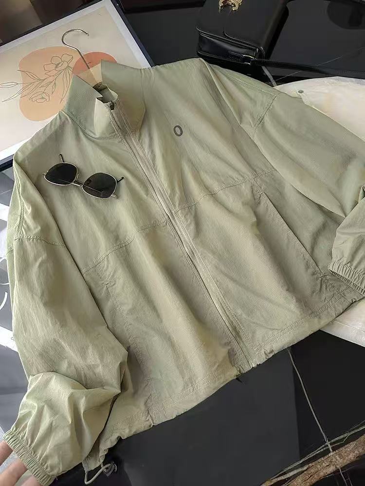 Veste coupe-vent légère pour femmes Chic & Stil