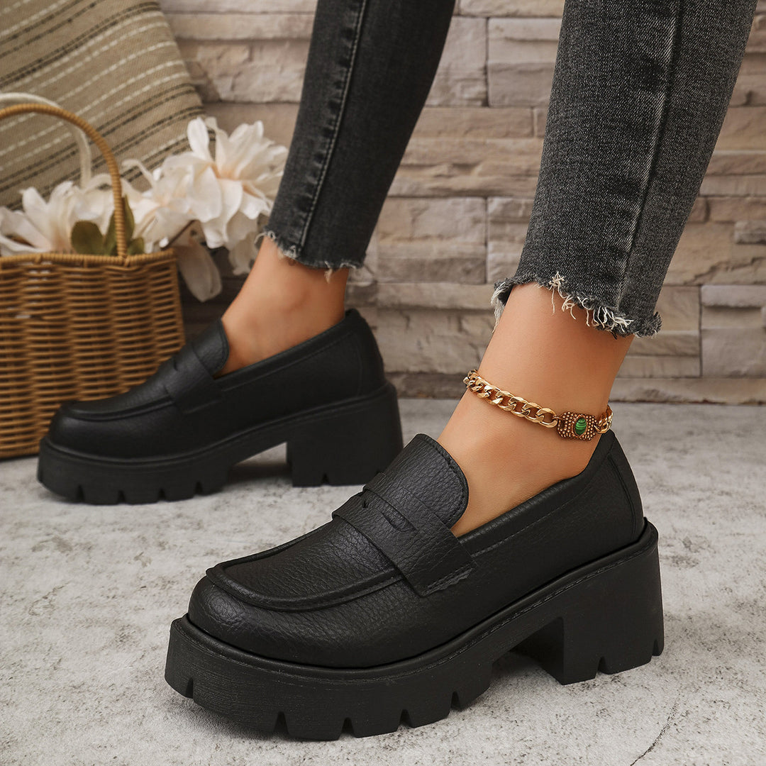 Wedge slippers for women with a profiled non-slip sole and chic and stylish design