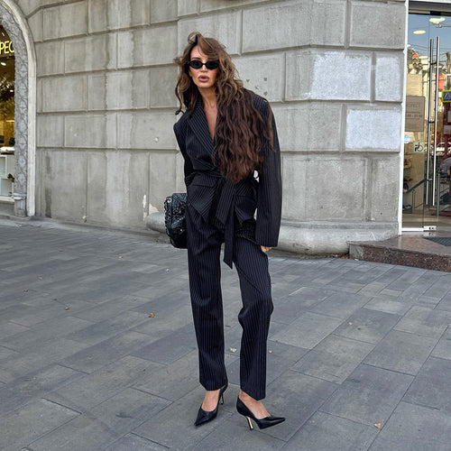 Women’s jacket with tailored fit and tie belt Amarae