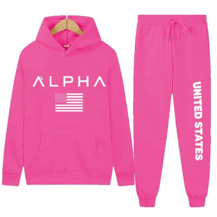 Women's hoodie and jogging pants set with creative front print and sporty cut Chic & Stil