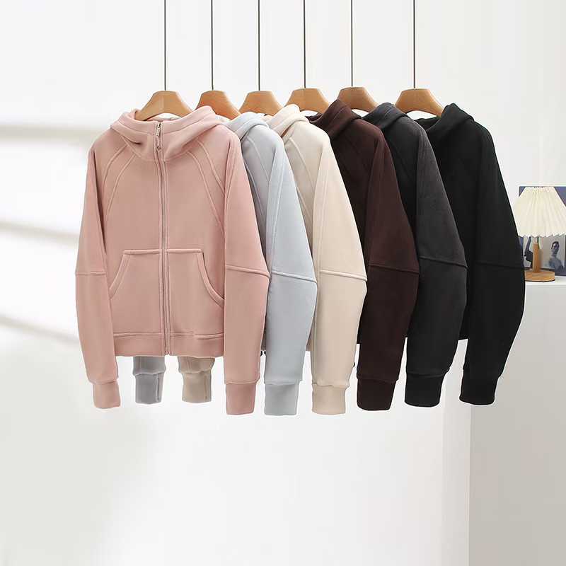 Haut zippé sportif pour femme avec doublure confortable Chic & Stil