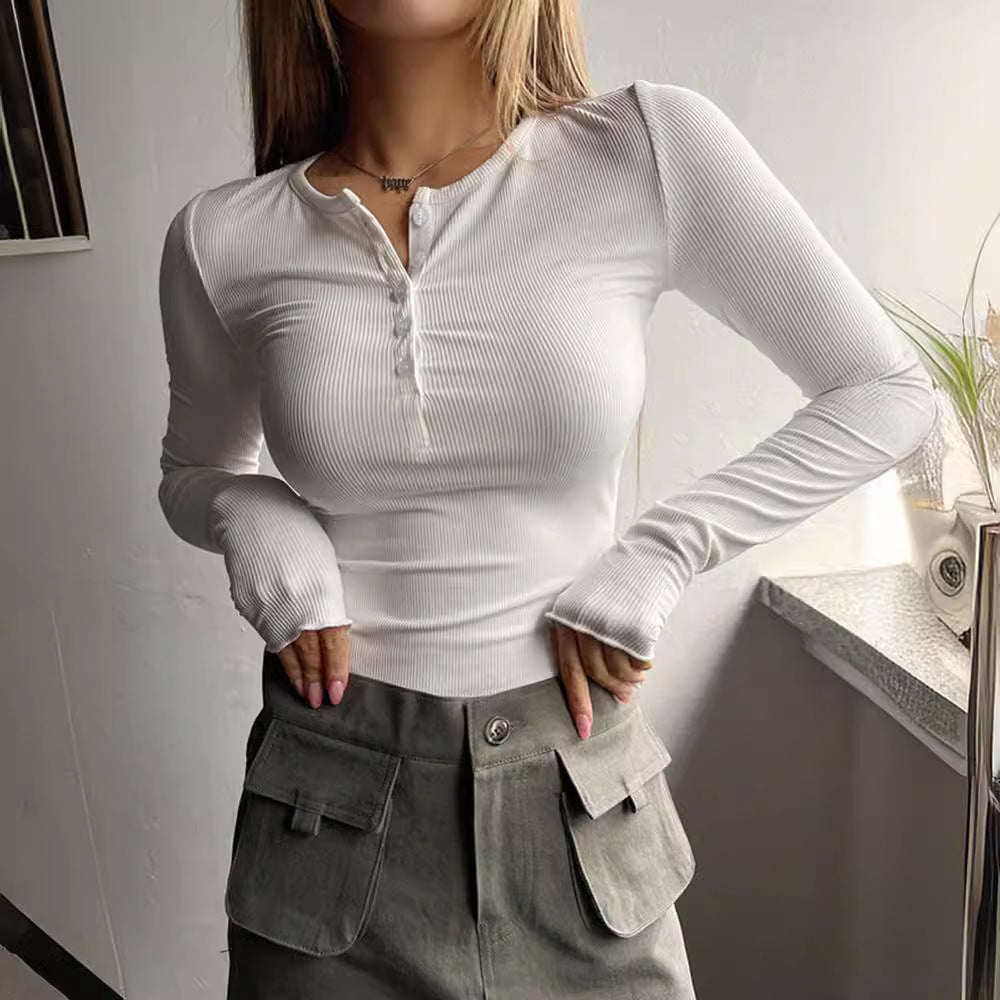 Long sleeve women's t-shirt with textured rib pattern and strategic button closure Lune London