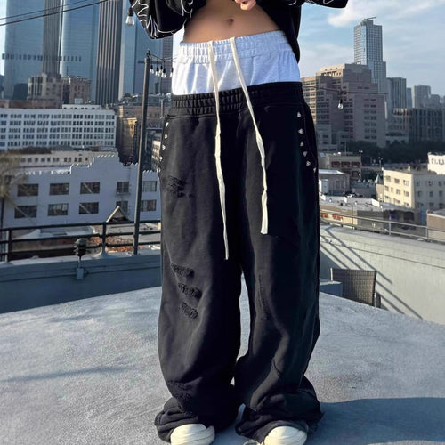 Casual relaxed fit cargo pants for women with elastic waistband and rivet embellishment Amarae