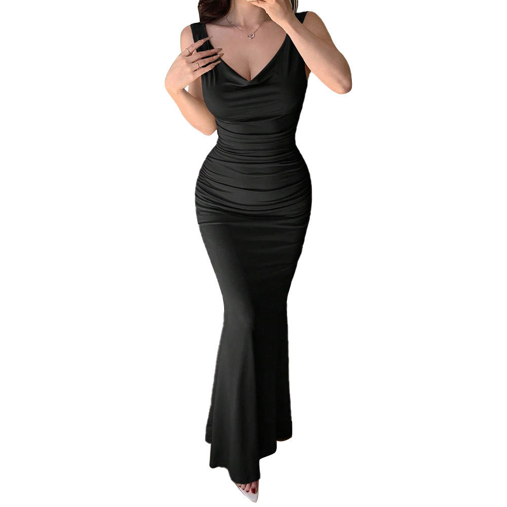 Robe de soirée élégante pour femmes avec découpes raffinées au dos et ceinture décorative à nouer Chic & Stil
