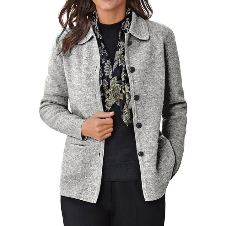 Fashionable women's leisure jacket with decorative buttons and side pockets Lune London