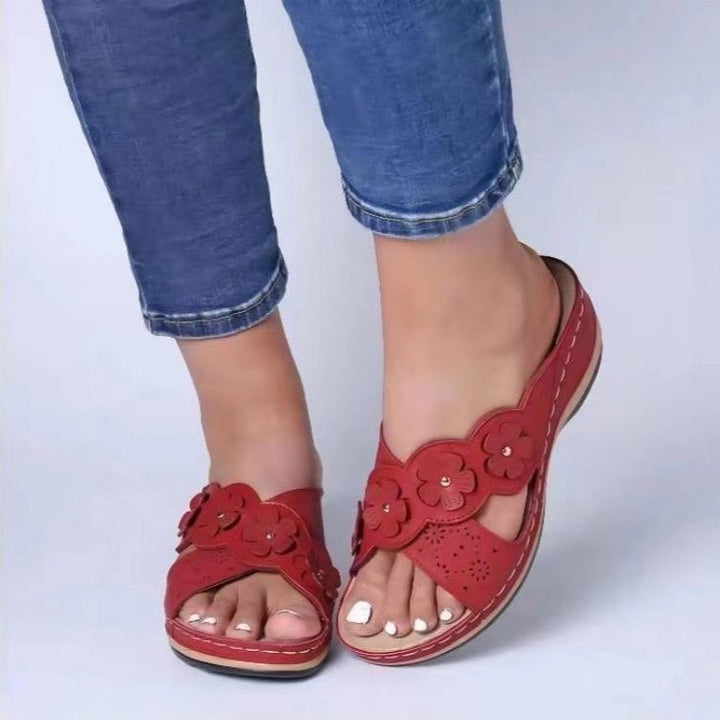 Comfortable floral sandals for women with anatomical sole Lune London