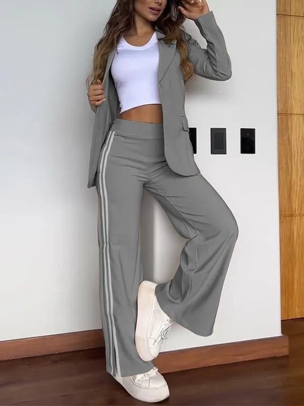 Elegant women's blazer set with wide trousers Amarae