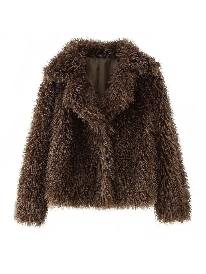Ladies Vantige Fleece Jacket with generous collar and soft lining Lune London