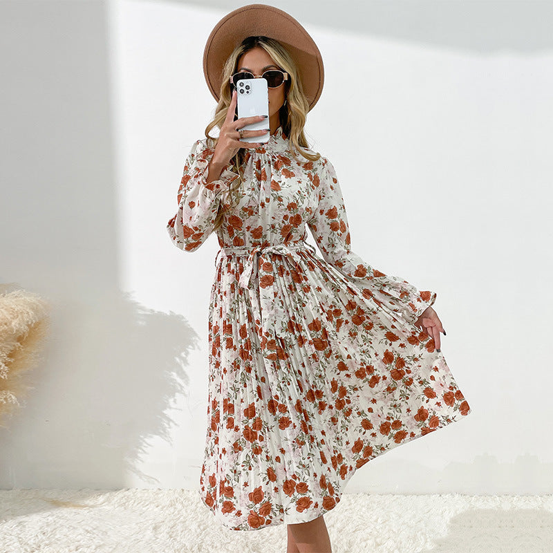 Midi dress for ladies with floral patterns and adjustable belt Lune London