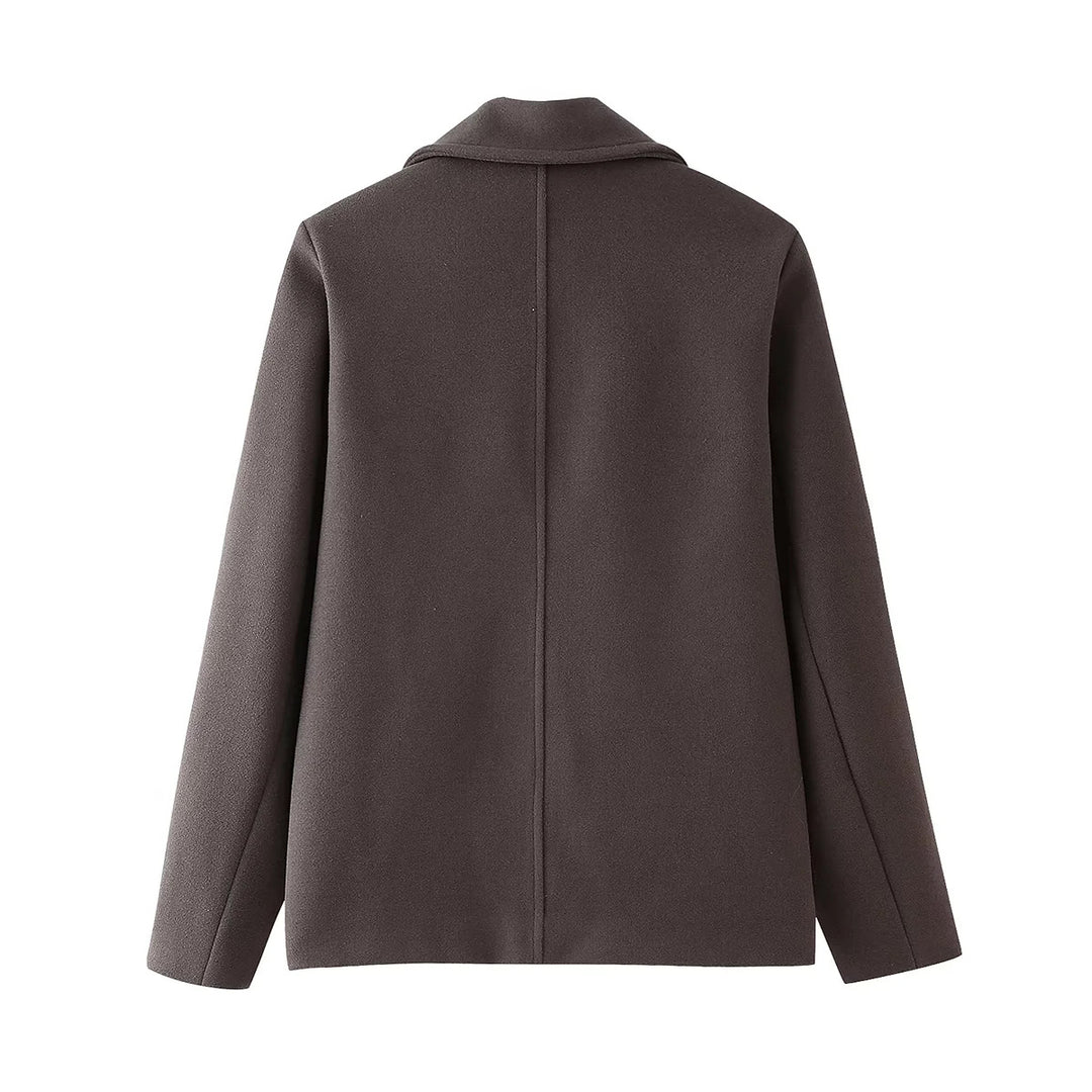 Elegant wool coat for women with deep lapels and practical pockets Amarae