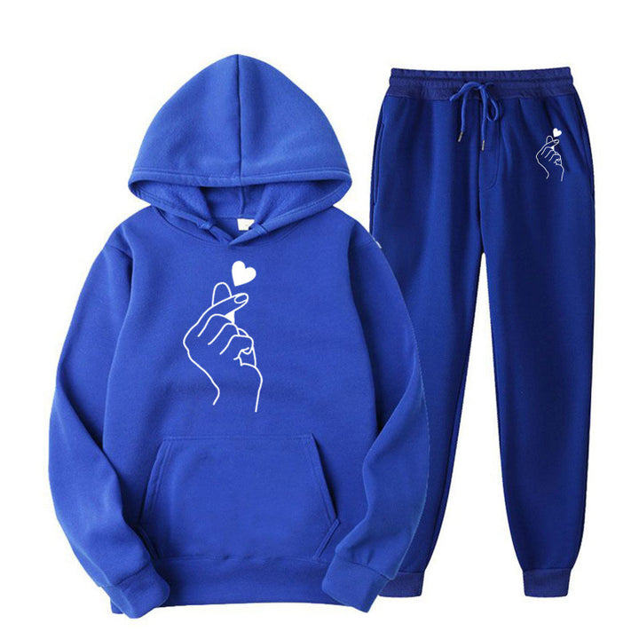 Women's tracksuit with creative heart motif and comfortable fit Lune London