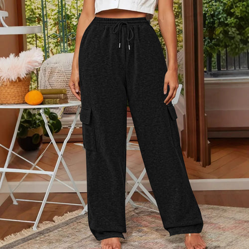 Women’s cargo pants with a relaxed fit and elastic waistband Amarae