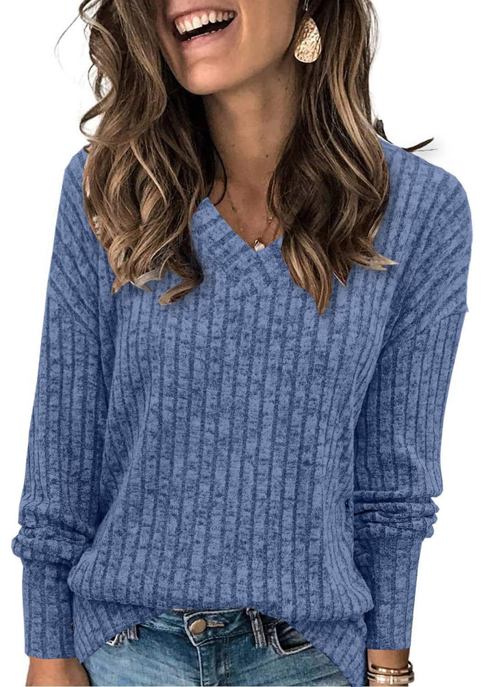Ladies V-neck knitted sweater Lune London