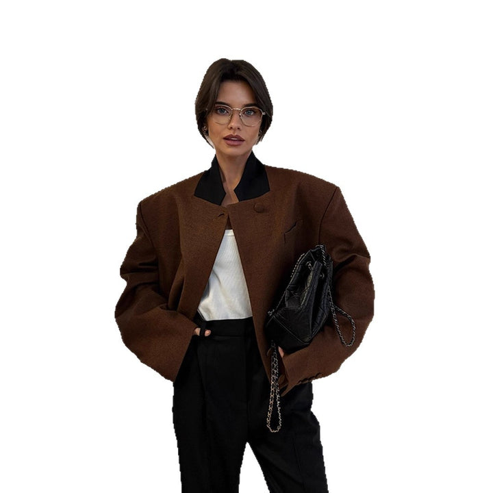 Women's Boxy Cropped Wool Jacket with Boxy Shoulder, Contrasting Lapel Collar and Hidden Button Placket Amarae