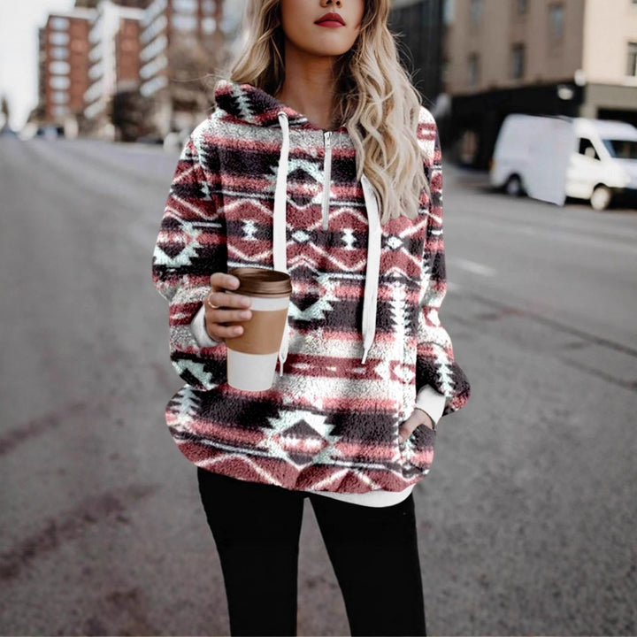 Women's cozy hooded sweatshirt with trendy geometric pattern Lune London