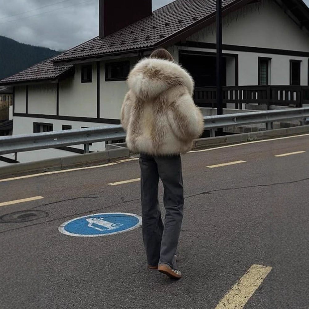 Ladies luxurious short-cut faux fur bomber with voluminous shawl collar and contrasting fur accents Amarae