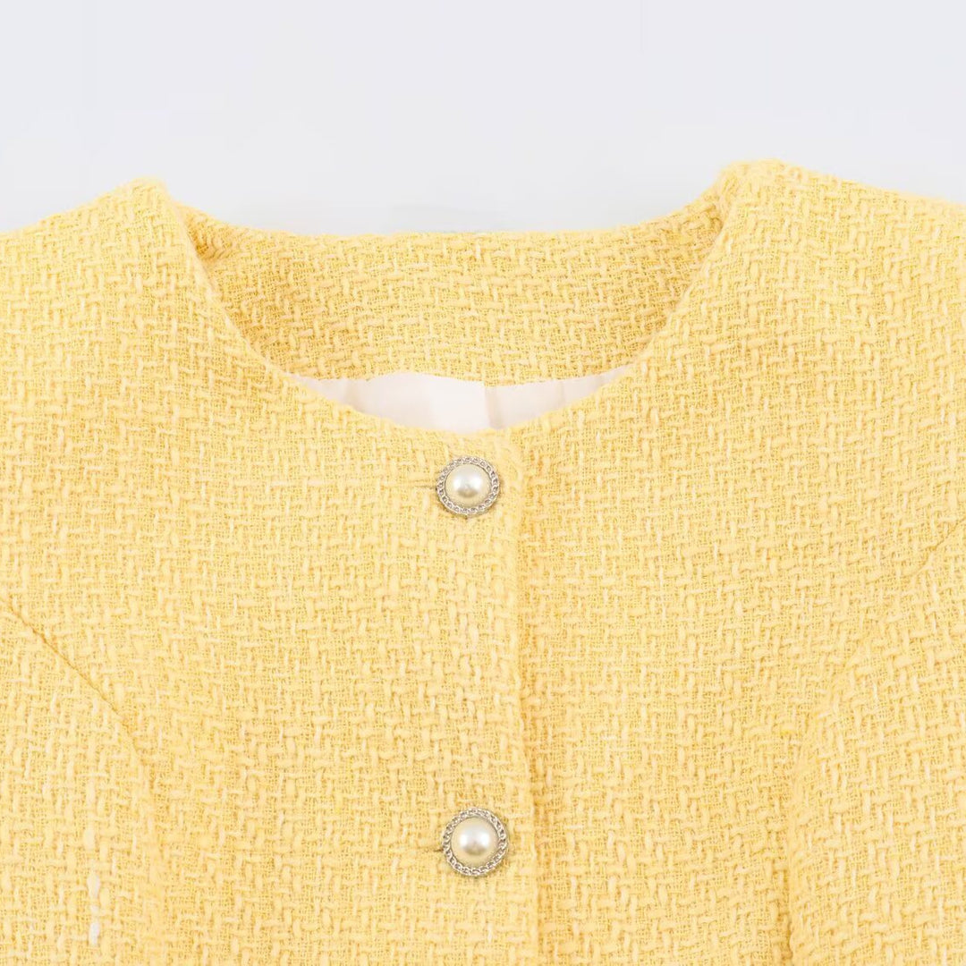 Women's short jacket in boucle tweed style with pearl buttons and waist belt Amarae