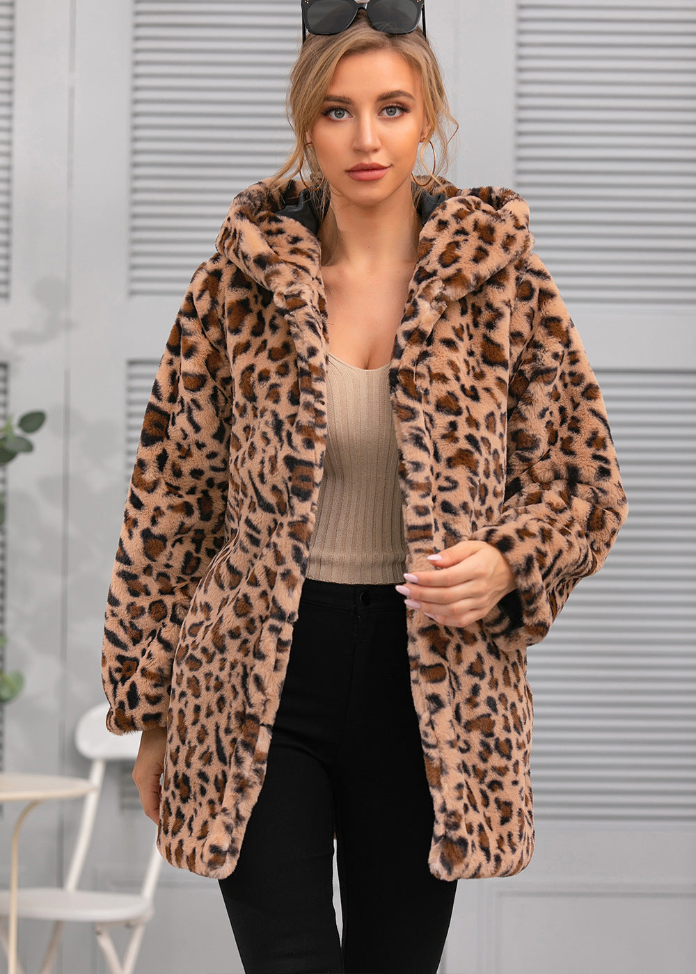 Amarae | Women's cozy oversized jacket with elegant leopard pattern