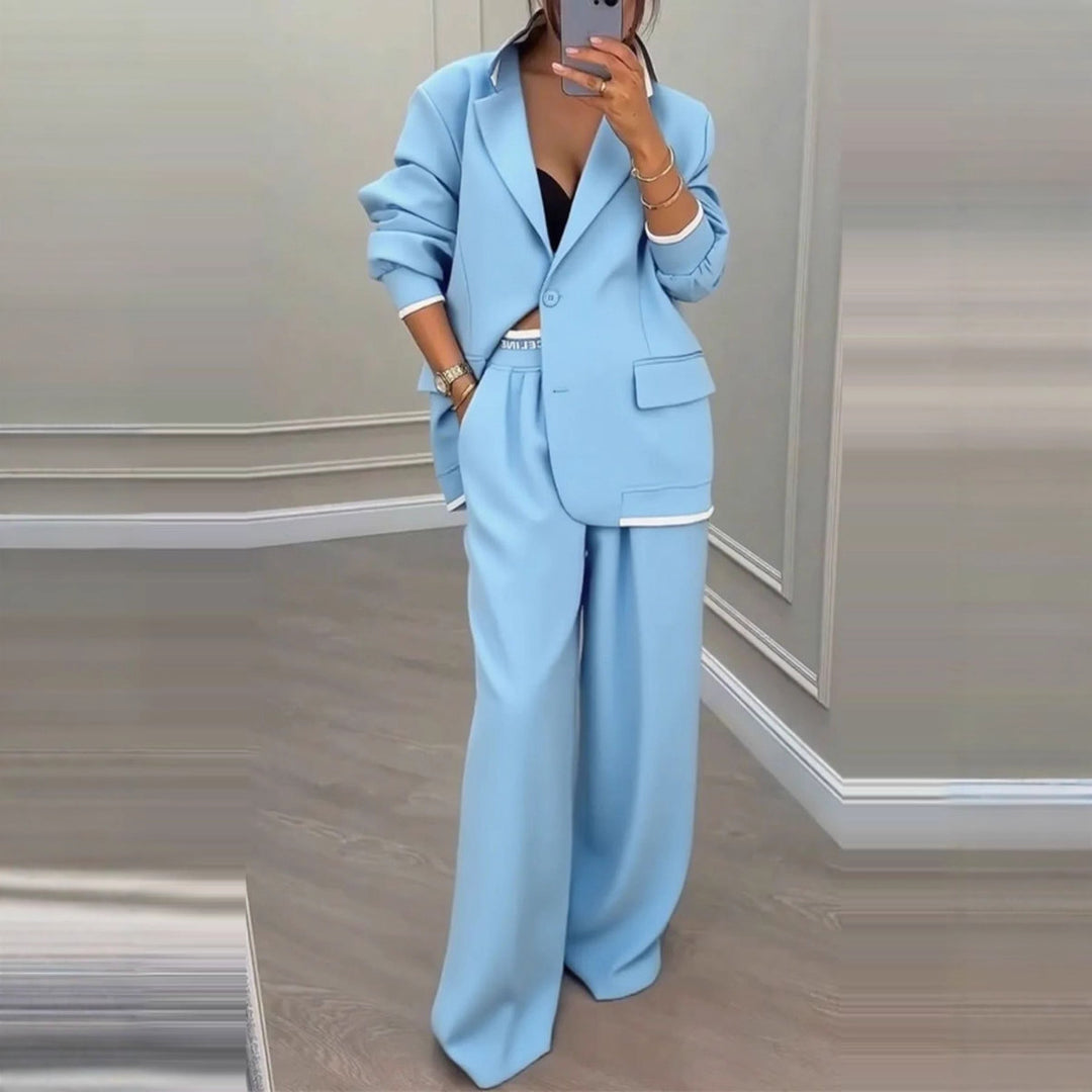 Oversized set for women with stylish blazer and wide trousers Lune London