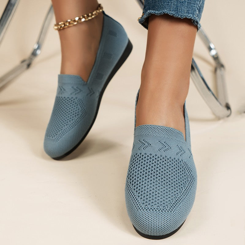Comfortable Slip-On ballet flats for women with breathable upper material Lune London