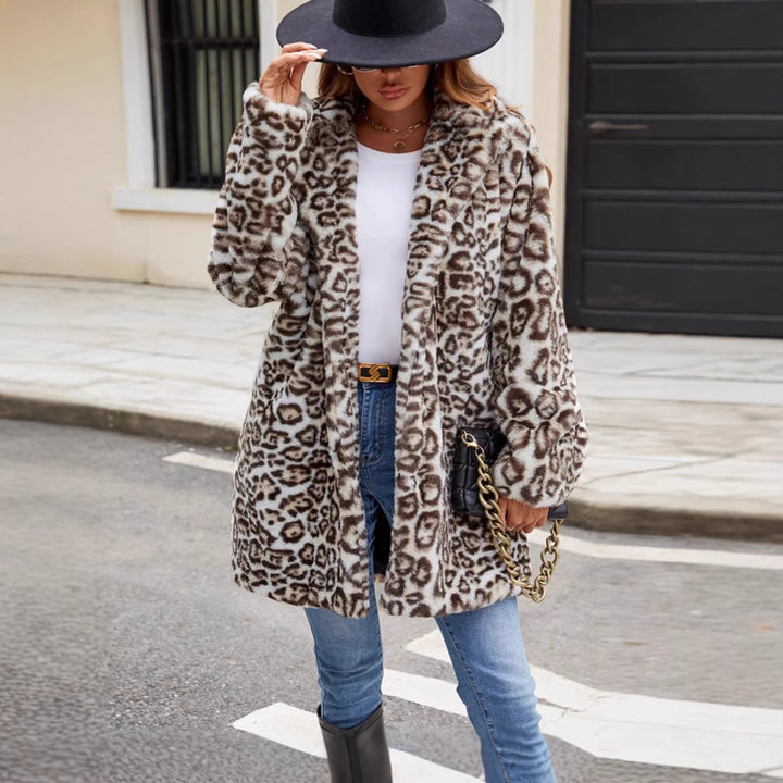 Ladies Fashionable Leopard Fur Coat Amarae