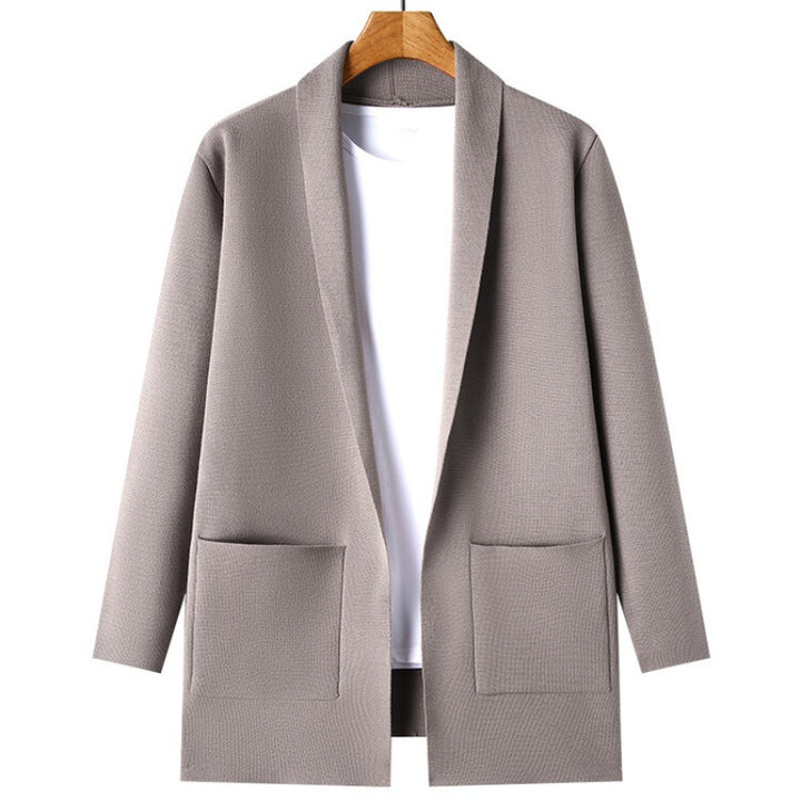 Ladies elegant cardigan with practical pocket design Lune London