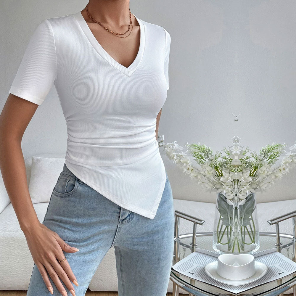 Body pour femmes avec un élégant décolleté en V et des fronces Chic & Stil