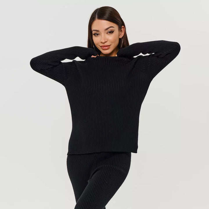 Women's ribbed knit pullover with a relaxed fit and a wide collar Lune London
