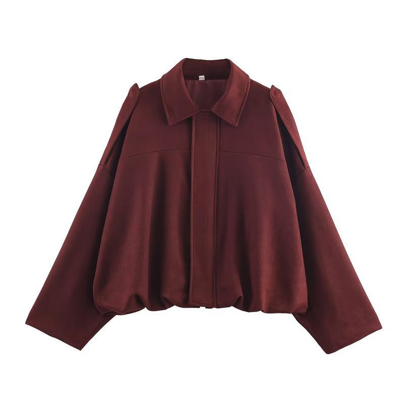 Fashionable oversized women's leisure jacket with practical pockets Lune London