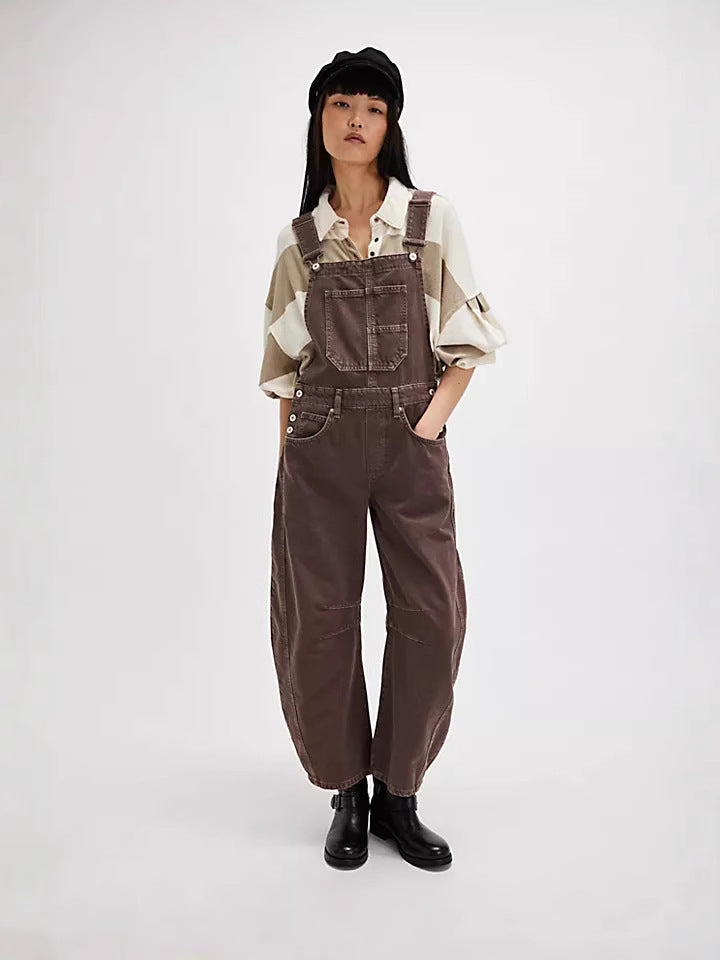 Women's Overalls in a Casual Oversized Style with Practical Pockets and Fashionable Accents Lune London