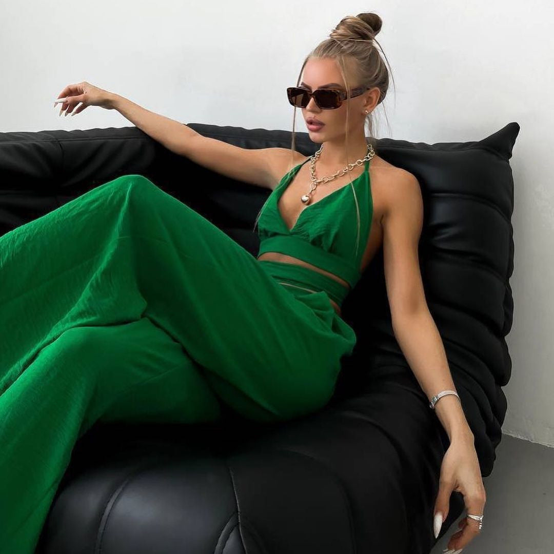 Elegant two-piece set for women made of fluid fabric and fitted design Lune London