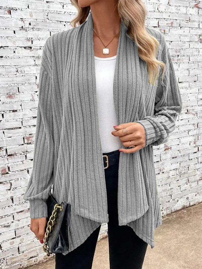 Casual knitted cardigan for women with a marked relief design Lune London