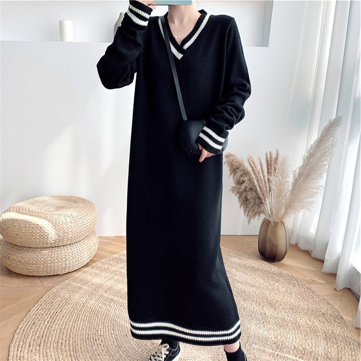 Robe tricotée à manches longues pour femme avec un décolleté en V moderne et des détails côtelés contrastants Chic & Stil